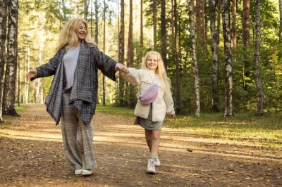 Солнце, воздух и еда: как укрепить иммунитет школьника в сезон простуд